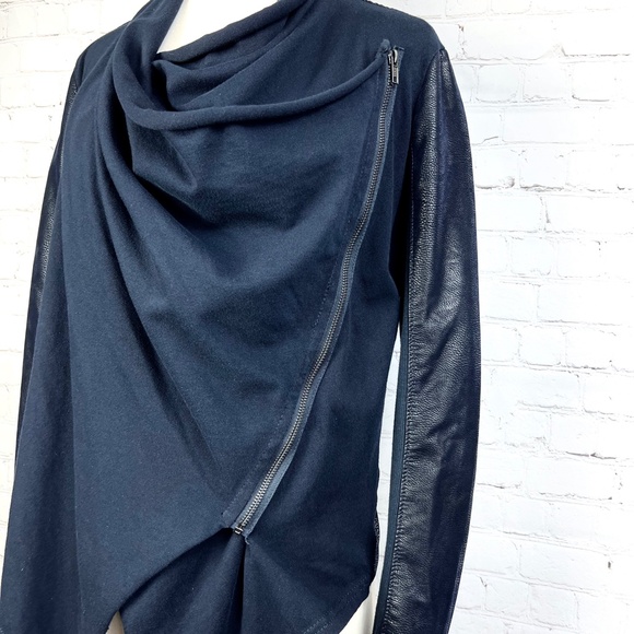 🚫SOLD!|•[BLANKNYC]•| Draped Full Zip Faux Leather Snakeskin Cardigan + Cotton - Picture 7 of 16